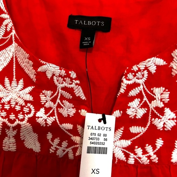 2/$30 Talbots - Floral Embroidered Sleeveless Top - Picture 6 of 8